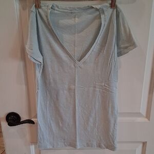 J CREW Vintage Cotton Tee Size Small Pastel Blue